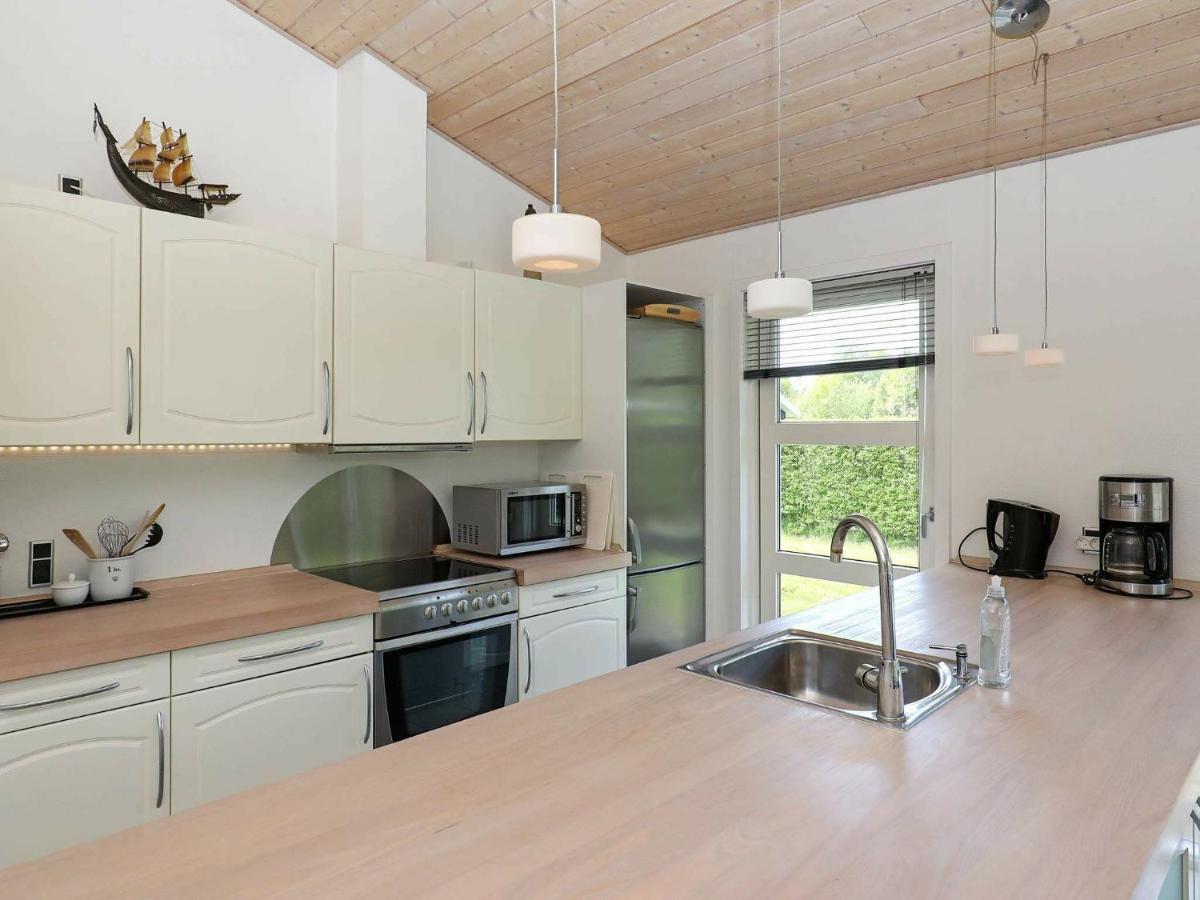 8 Person Holiday Home In Hals Dış mekan fotoğraf